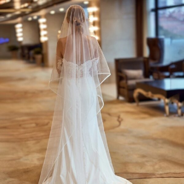 3M White Mesh Wedding Veil with Contrast binding across the veil